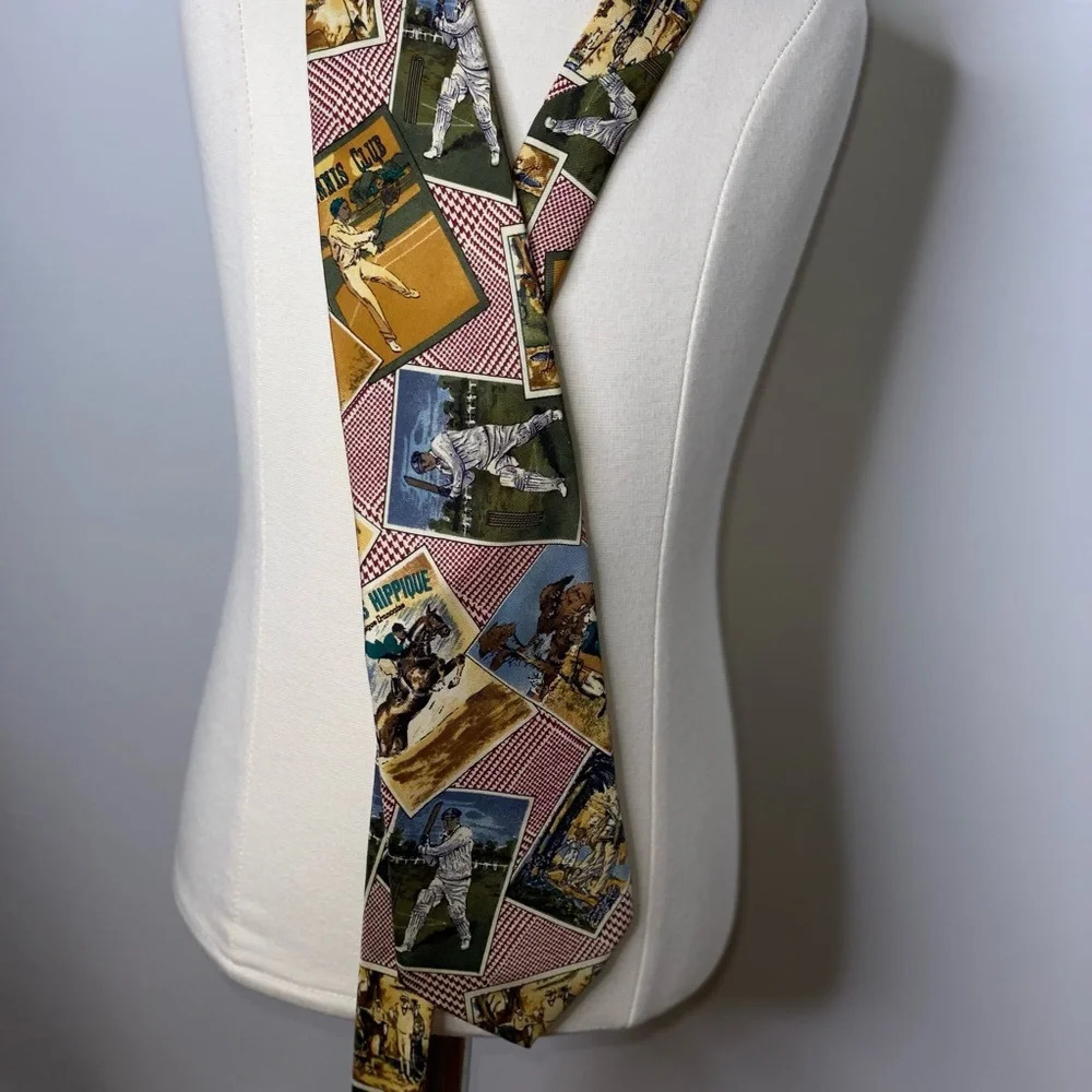 Brooks brothers makers 100% silk Vtg print cricket equestrian tennis neck tie